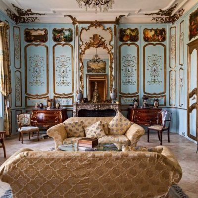 Blue-Sitting-room-Chateau-Sommesnil-Normandie-Grand-Chateau-France-Available-bookings-holidays-weddings